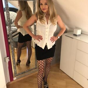 Roxanne_austria MYM