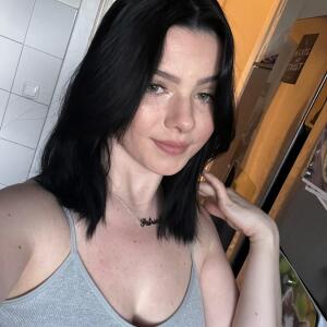 Roxi_black MYM