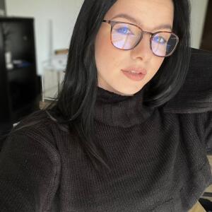 Roxi_black MYM