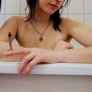 Rubis_extas MYM