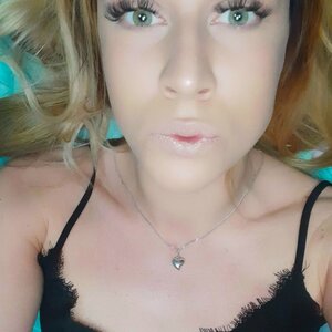 Sara_polish_milf MYM