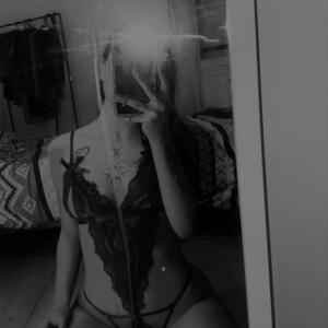 Sarah_27_ MYM