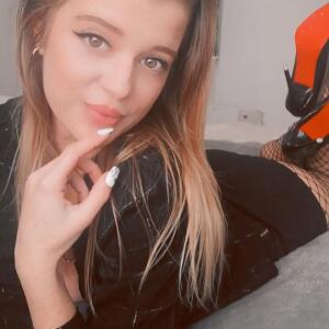 Sarah__lc_ MYM