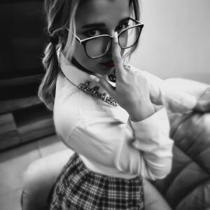 Sarah__lc_ MYM