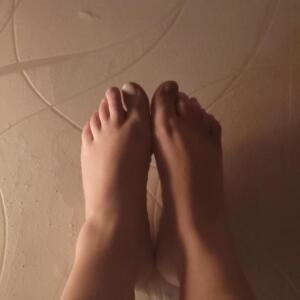 Sassy18_feet MYM