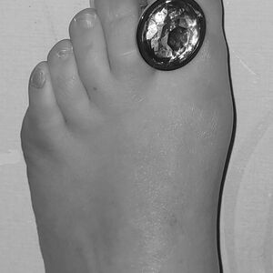 Sassy18_feet MYM
