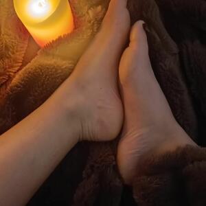 Sassy_feet_in_paris MYM