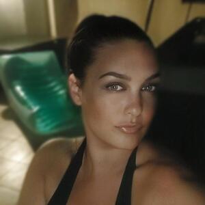 Selinakyle MYM
