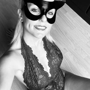 Sexy-girlx MYM
