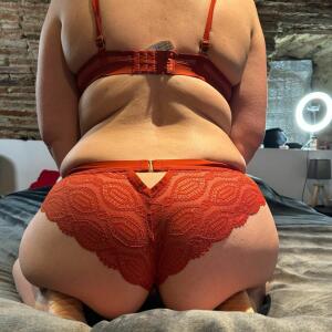 Sexy_hot_mom_42 MYM