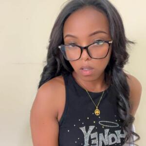 Sexycaroline MYM
