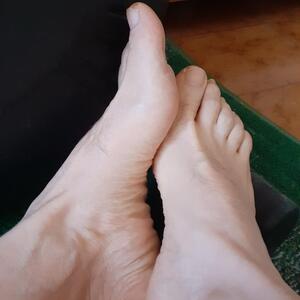 Sexyfeet_69 MYM