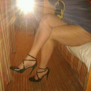 Sexyfeetmilf MYM