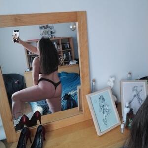 Sexyfeetmilf MYM