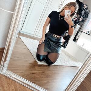 Shiny_secrets MYM