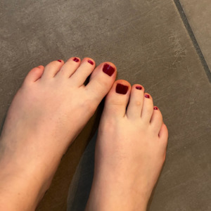 Shirley_feet MYM