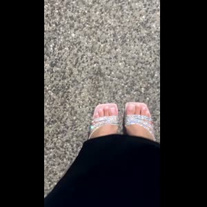 Sistersfeet_01 MYM