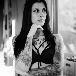 Skinnybitch_elinamj MYM