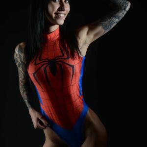 Skinnybitch_elinamj MYM
