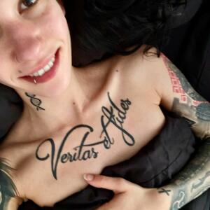 Skinnybitch_elinamj MYM