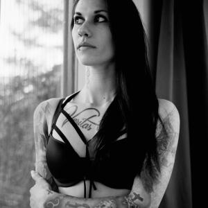 Skinnybitch_elinamj MYM