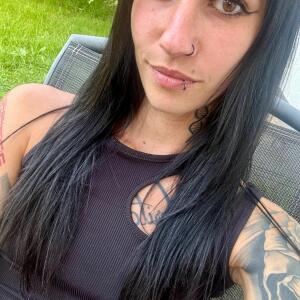 Skinnybitch_elinamj MYM