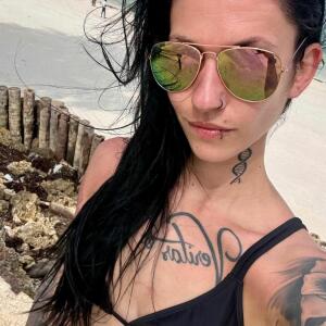 Skinnybitch_elinamj MYM