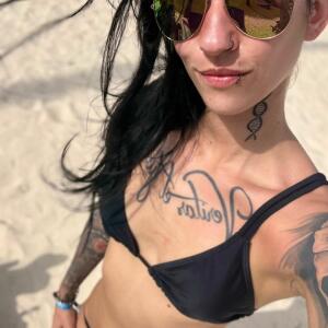 Skinnybitch_elinamj MYM