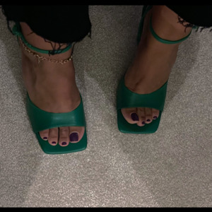 So_feetbook MYM