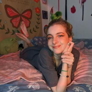 Spacegxrlprincess MYM