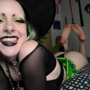 Spacegxrlprincess MYM