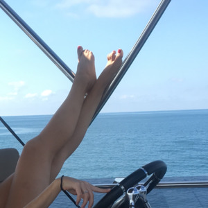 Sweet_feet_travelling MYM
