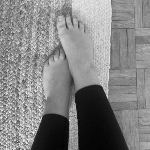 Sweet_redhead_feetgirl MYM