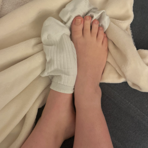 Sweet_redhead_feetgirl MYM