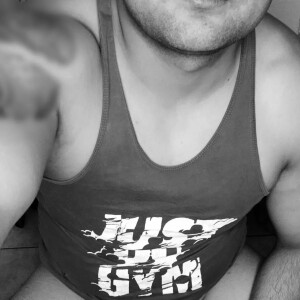 Tahitian_boyy MYM