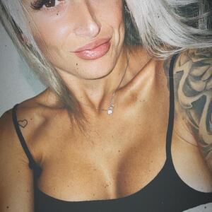 Taniaa75100 MYM