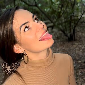 Tantot_frenchie_x_porn MYM
