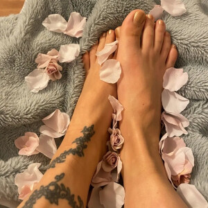Tatoofeet22 MYM