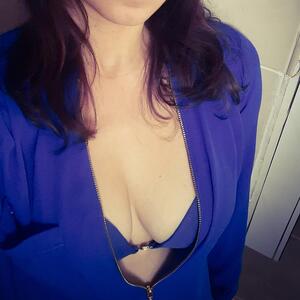 The_brunette009 MYM