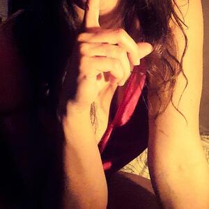 The_brunette009 MYM