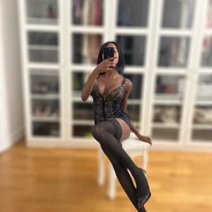 The_courtisane MYM