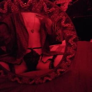 Tied_up_puppy MYM