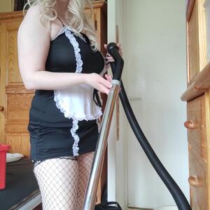 Timide_coquine MYM