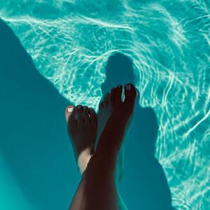 Tramp-of-feet MYM