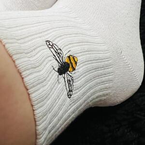 Tramp-of-feet MYM