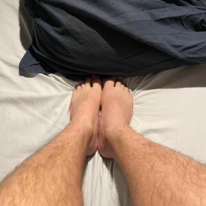 Ugly_mens_feet_only MYM