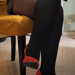 Vaneslittlefeet MYM