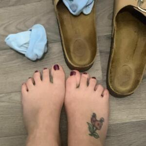 Vaneslittlefeet MYM