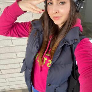Vanessa_brtlm MYM