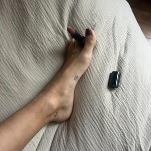 Vickytattoofeet MYM